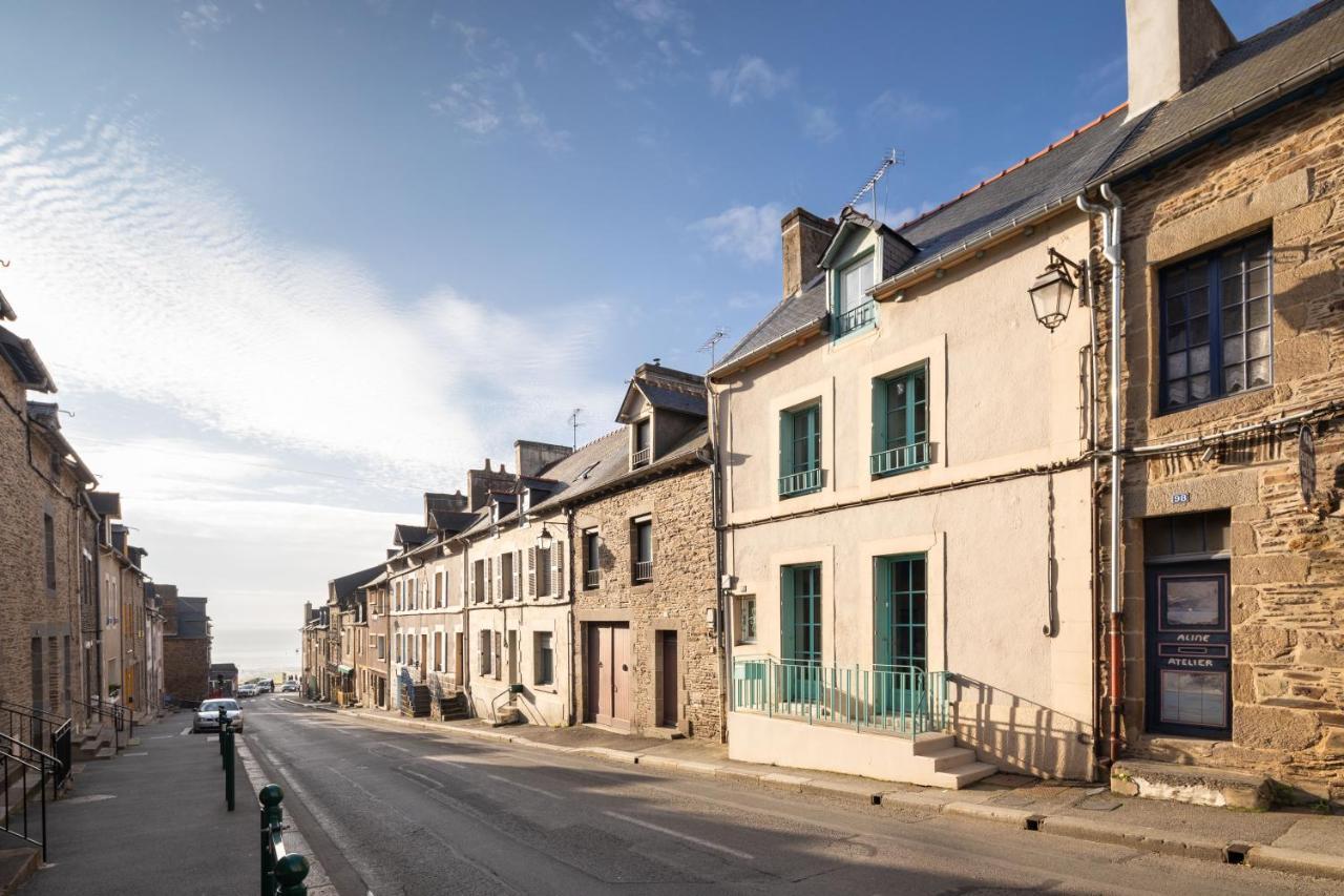 Le Phare De La Fenetre Villa Cancale Exterior photo